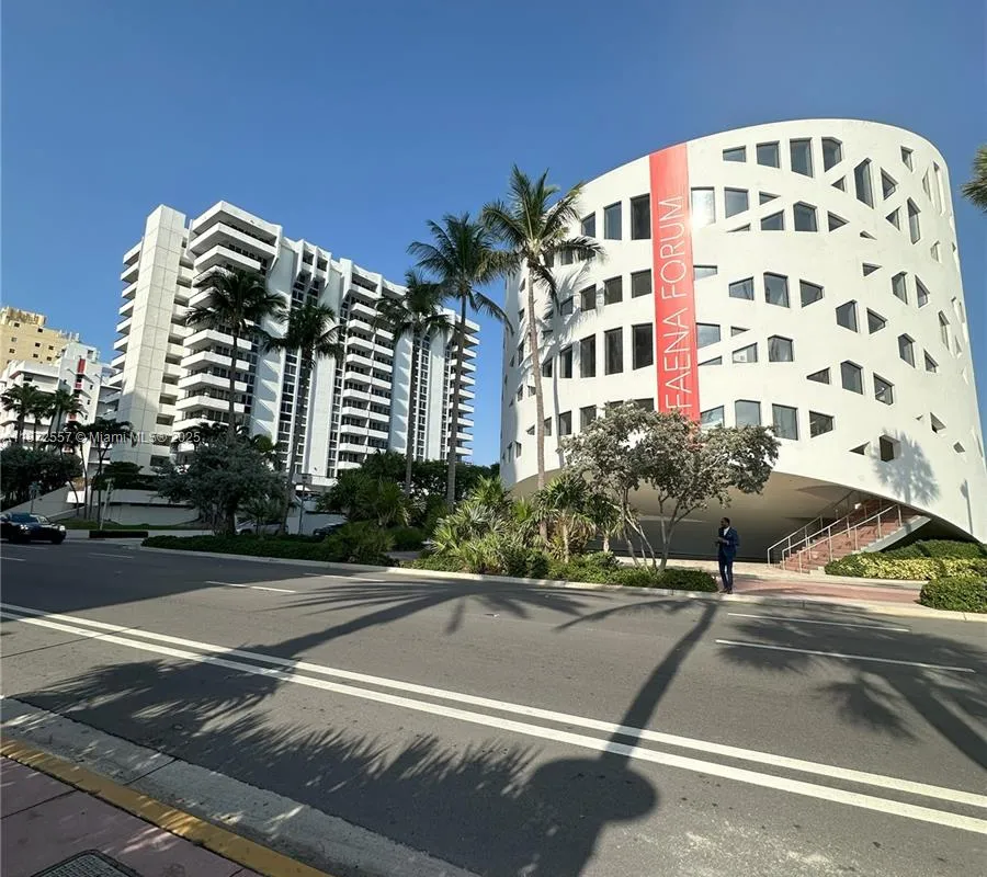 3200 Collins Ave # 3, Miami Beach FL 33140