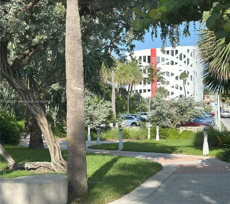 3200 Collins Ave # 3, Miami Beach FL 33140