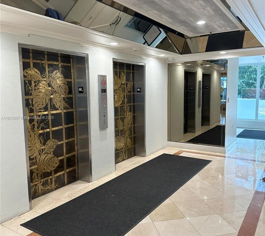 3200 Collins Ave # 3, Miami Beach FL 33140