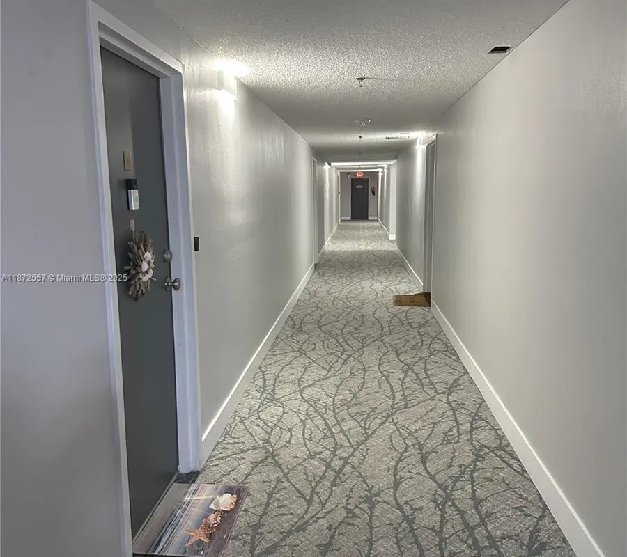 3200 Collins Ave # 3, Miami Beach FL 33140