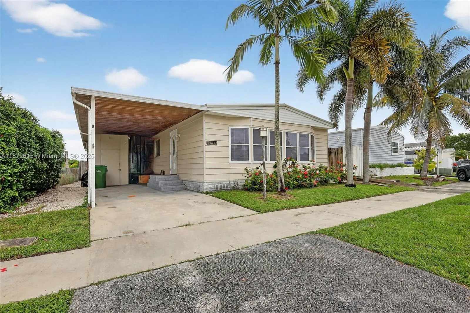 21831 S Heritage Cir, Pembroke Pines FL 33029