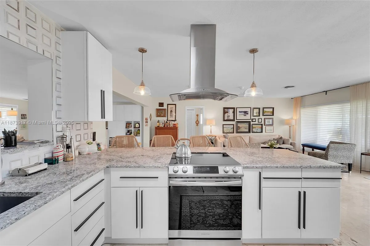 1431 S Ocean Blvd #11, Lauderdale By The Sea FL 33062