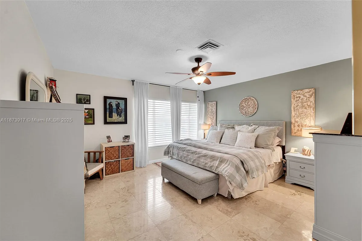 1431 S Ocean Blvd #11, Lauderdale By The Sea FL 33062