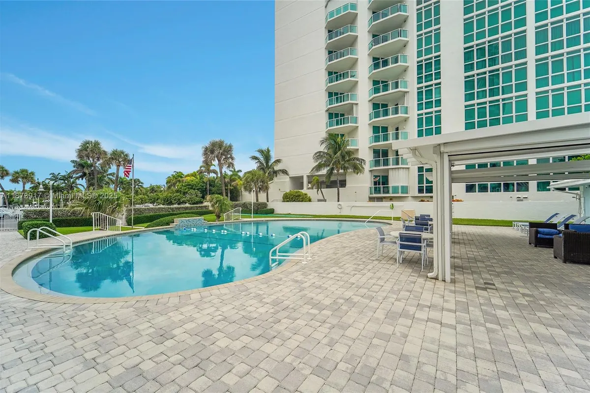 1431 S Ocean Blvd #11, Lauderdale By The Sea FL 33062