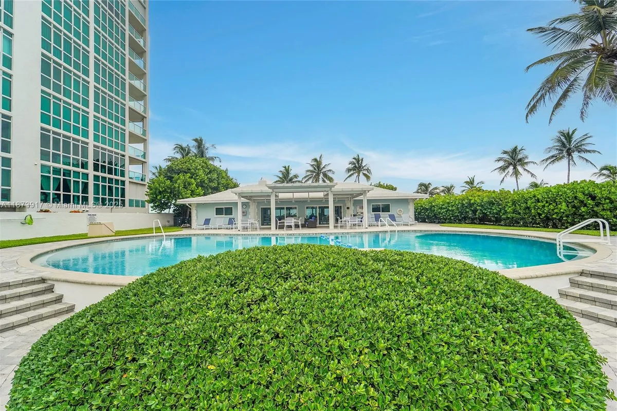 1431 S Ocean Blvd #11, Lauderdale By The Sea FL 33062