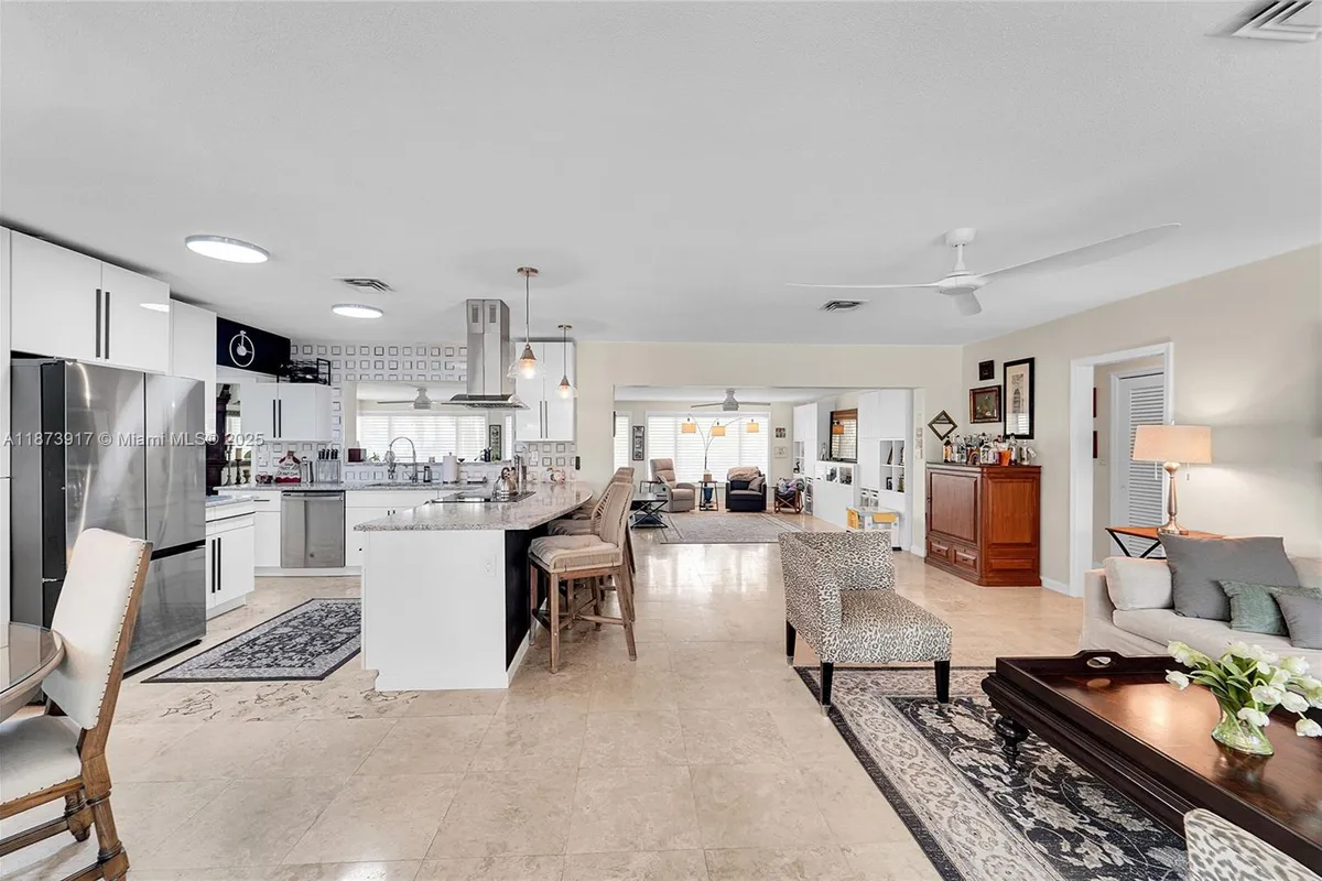 1431 S Ocean Blvd #11, Lauderdale By The Sea FL 33062