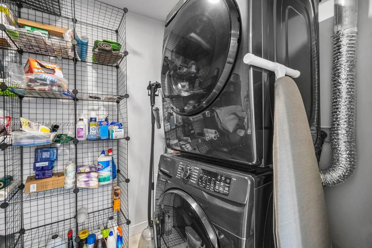 235 SE 6th St, Dania Beach FL 33004