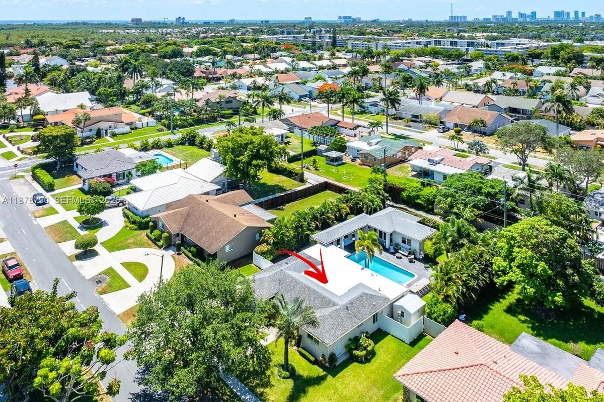 235 SE 6th St, Dania Beach FL 33004