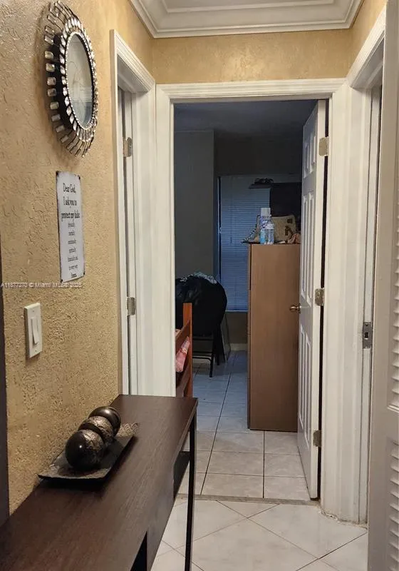 7707 SW 8th St, North Lauderdale FL 33068