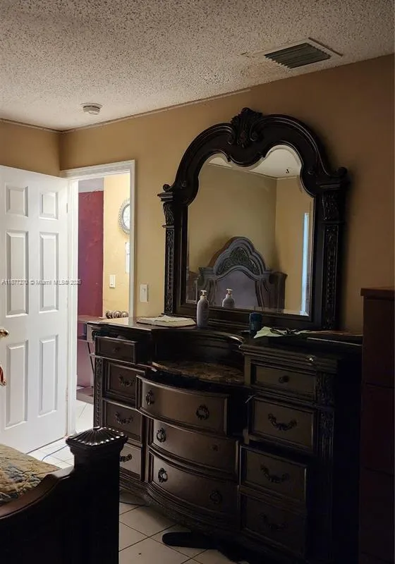 7707 SW 8th St, North Lauderdale FL 33068