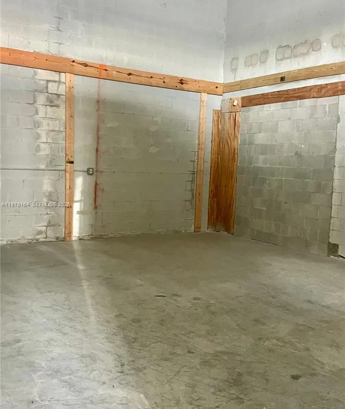 10780 NW 138th St # D3, Hialeah Gardens FL 33018