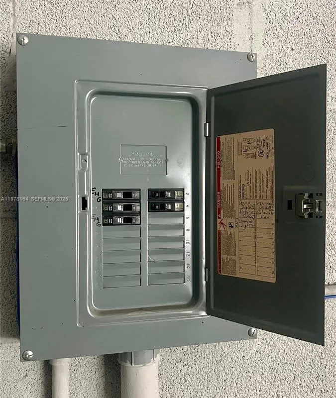 10780 NW 138th St # D3, Hialeah Gardens FL 33018