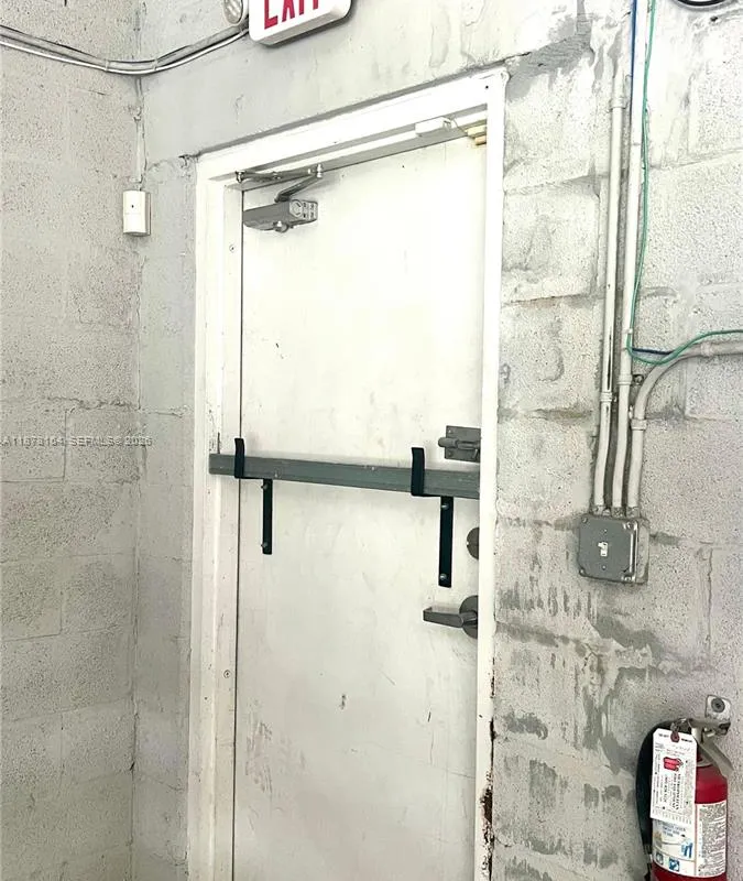 10780 NW 138th St # D3, Hialeah Gardens FL 33018