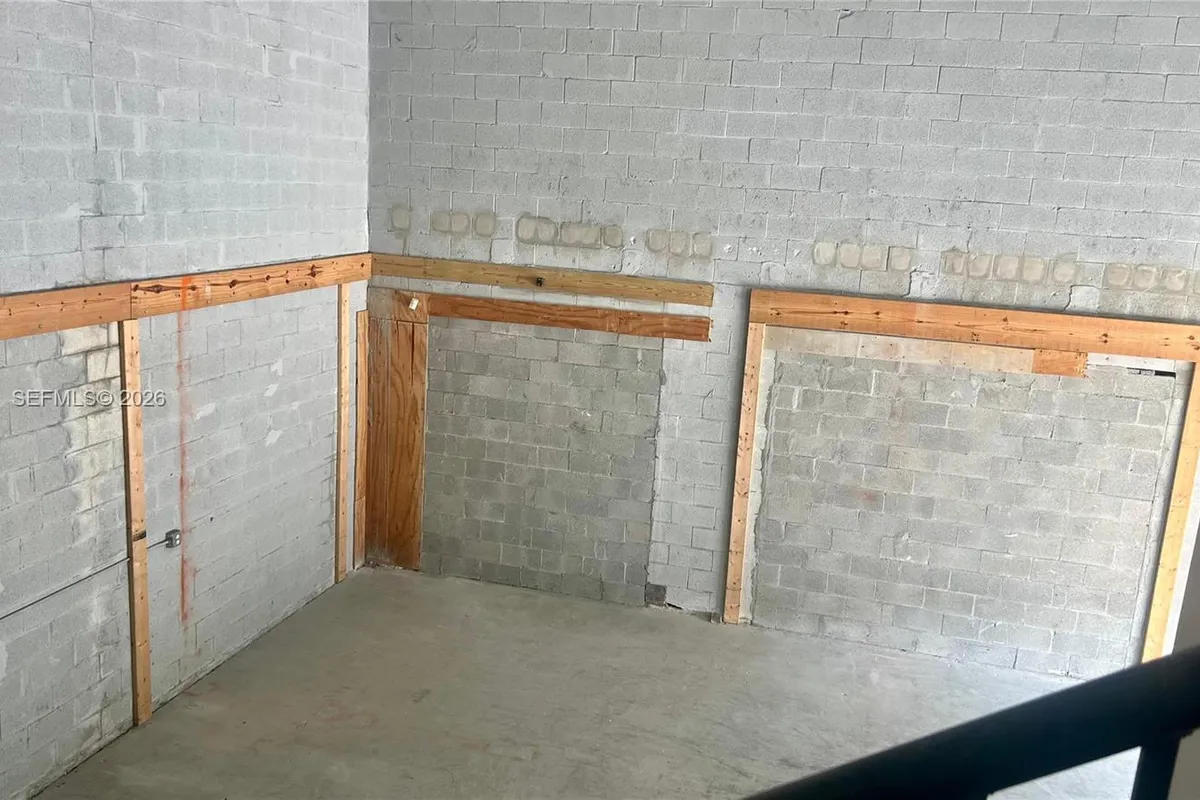 10780 NW 138th St # D3, Hialeah Gardens FL 33018