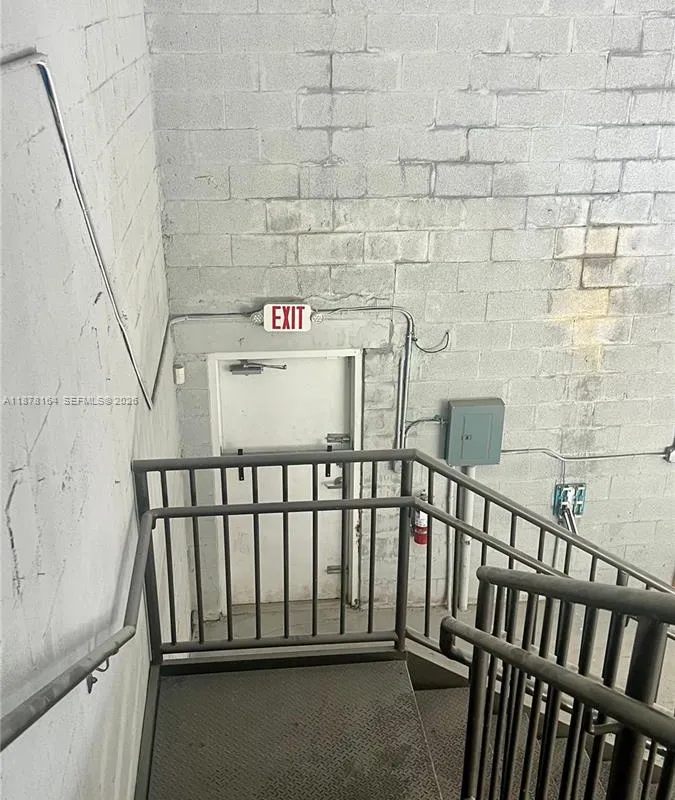 10780 NW 138th St # D3, Hialeah Gardens FL 33018