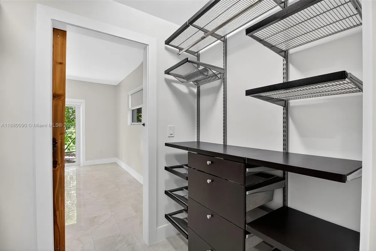 6090 SW 63rd Ave, South Miami FL 33143