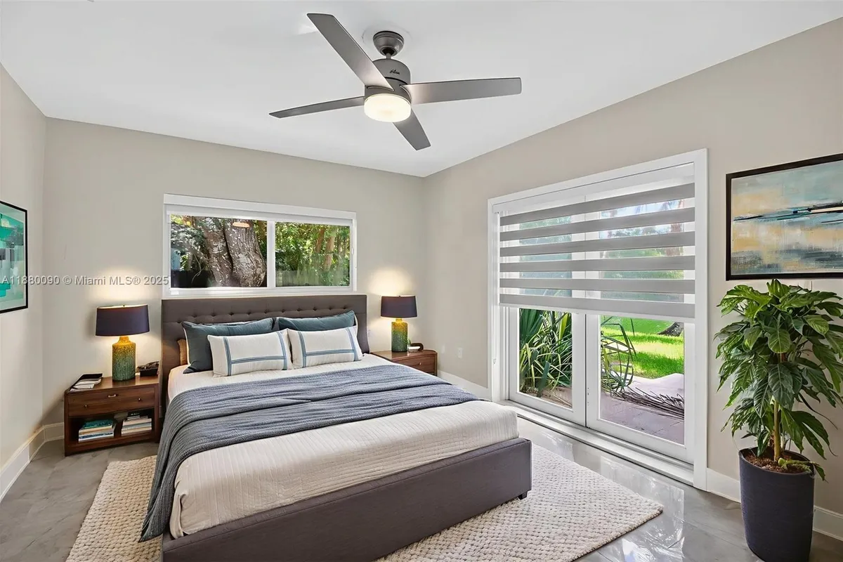 6090 SW 63rd Ave, South Miami FL 33143