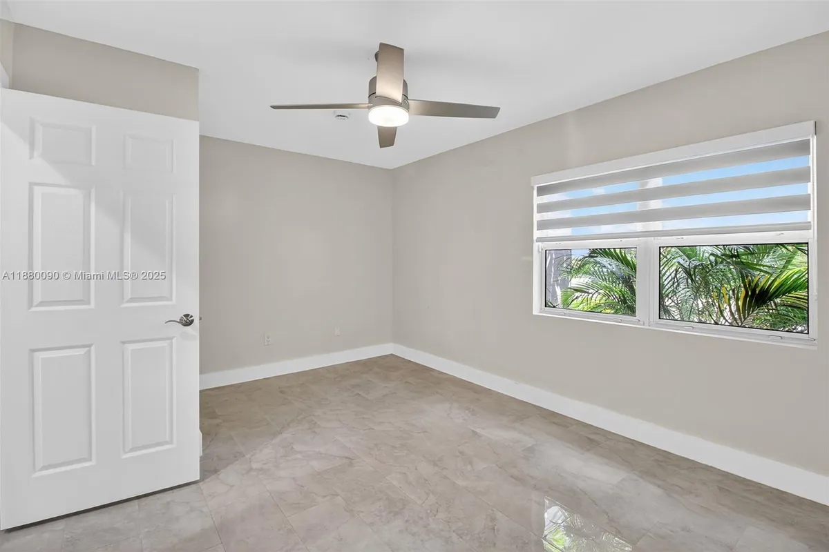 6090 SW 63rd Ave, South Miami FL 33143