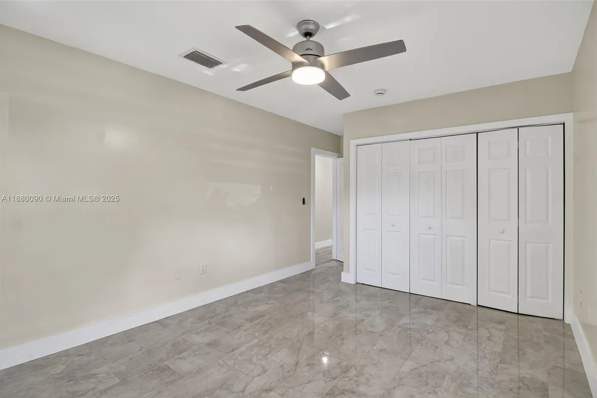 6090 SW 63rd Ave, South Miami FL 33143