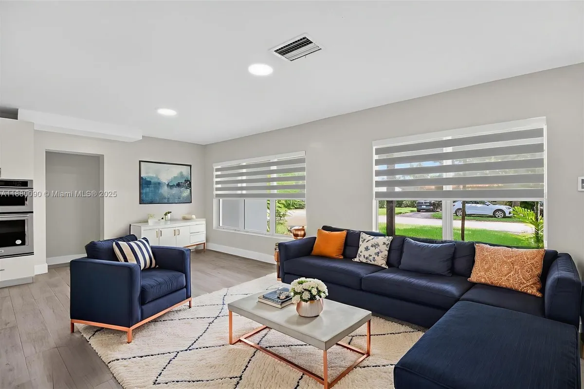 6090 SW 63rd Ave, South Miami FL 33143