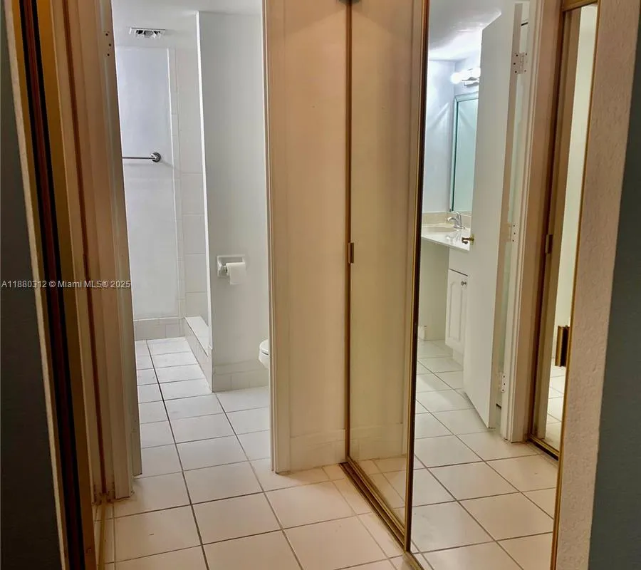 6800 Cypress Rd # 408, Plantation FL 33317