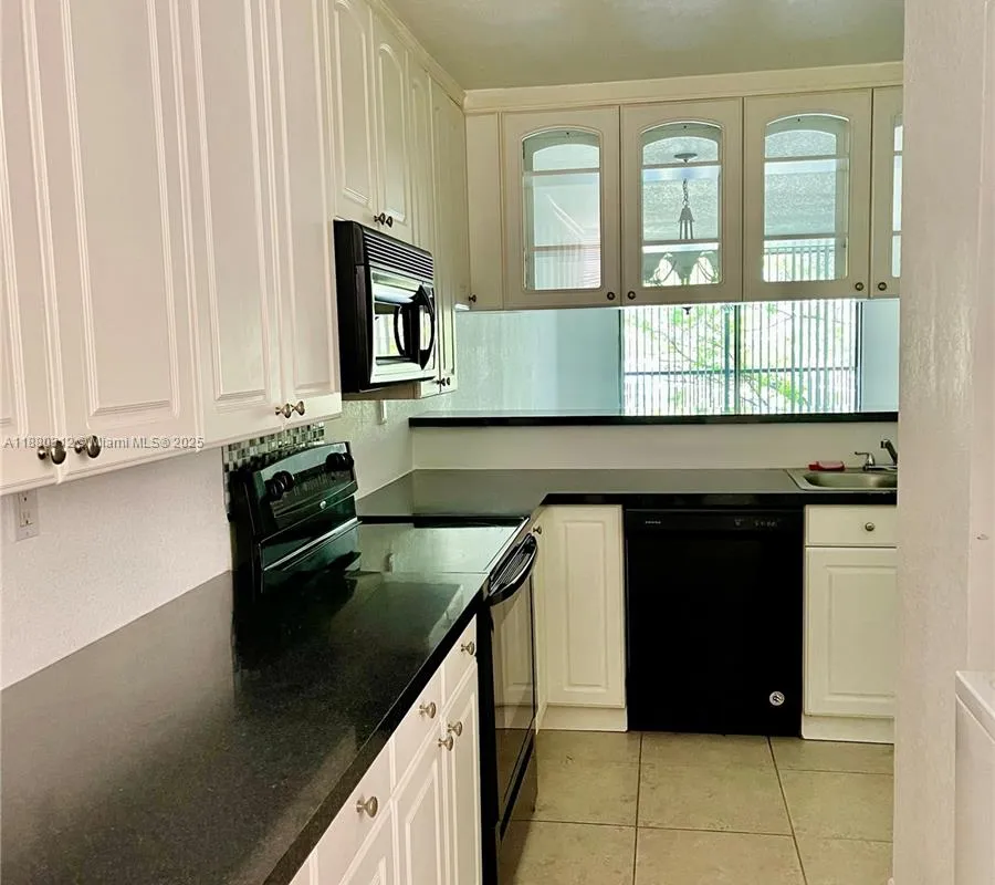 6800 Cypress Rd # 408, Plantation FL 33317