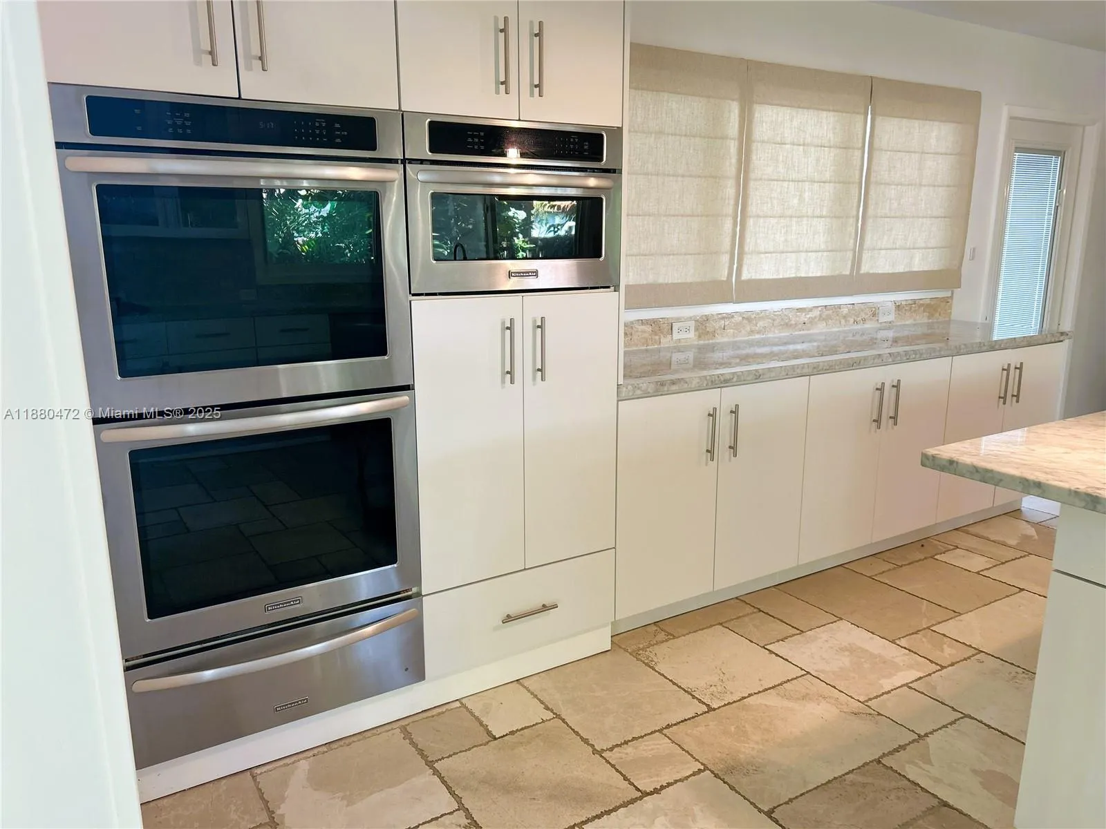 6395 SW 42nd Ter, South Miami FL 33155