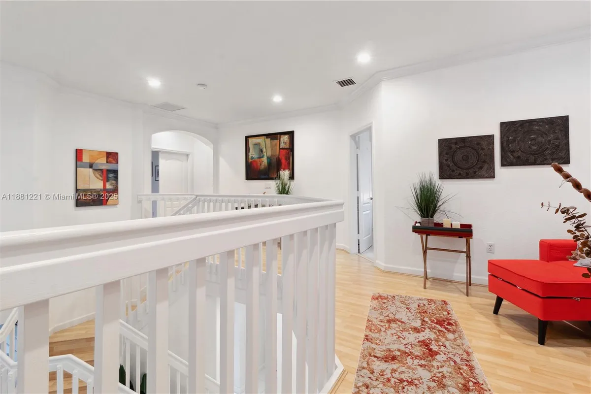 11257 NW 78th St, Doral FL 33178