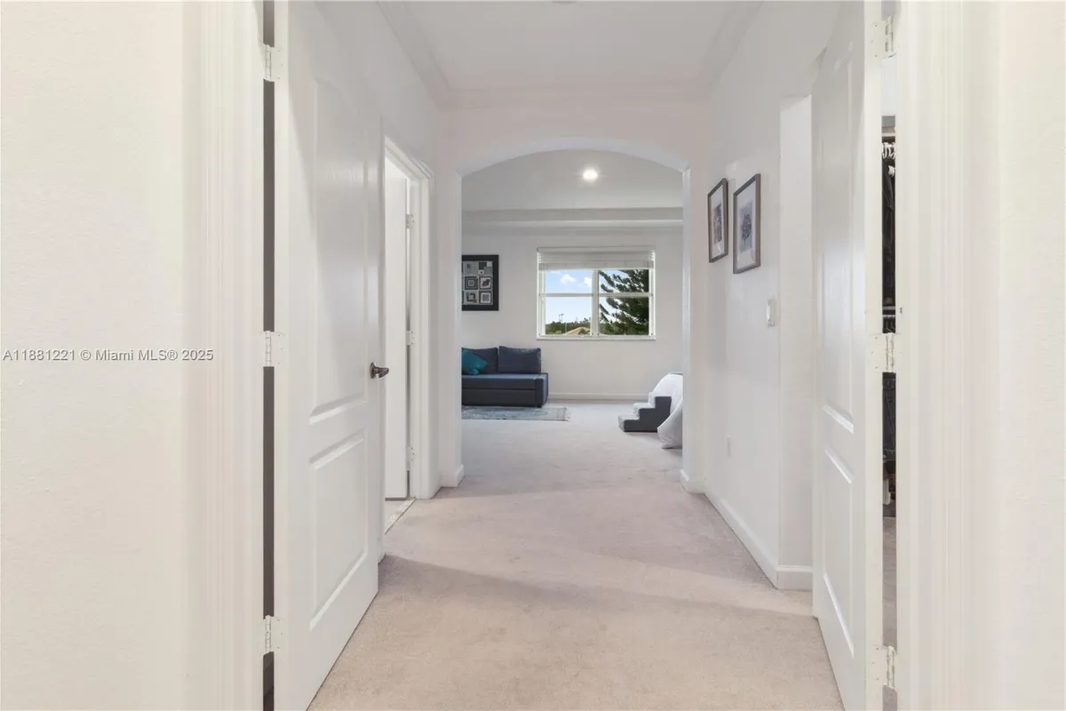 11257 NW 78th St, Doral FL 33178