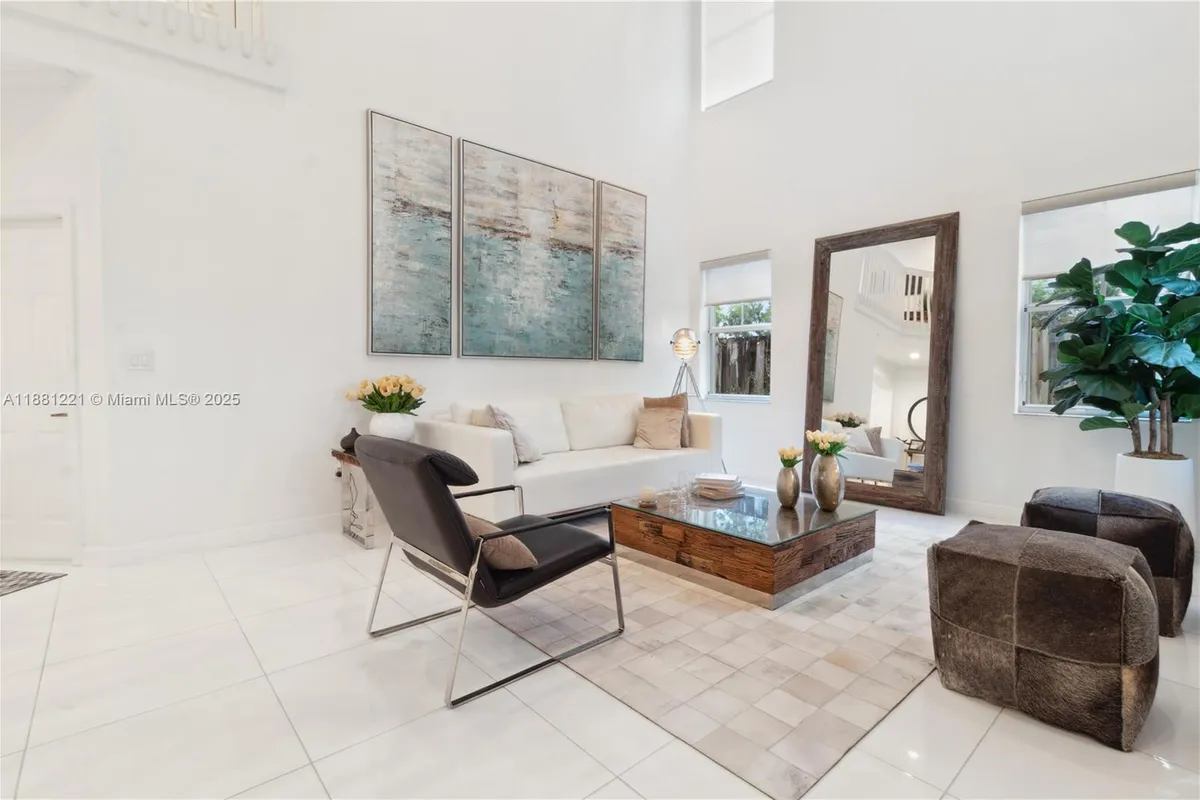 11257 NW 78th St, Doral FL 33178