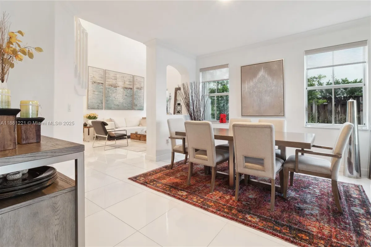 11257 NW 78th St, Doral FL 33178