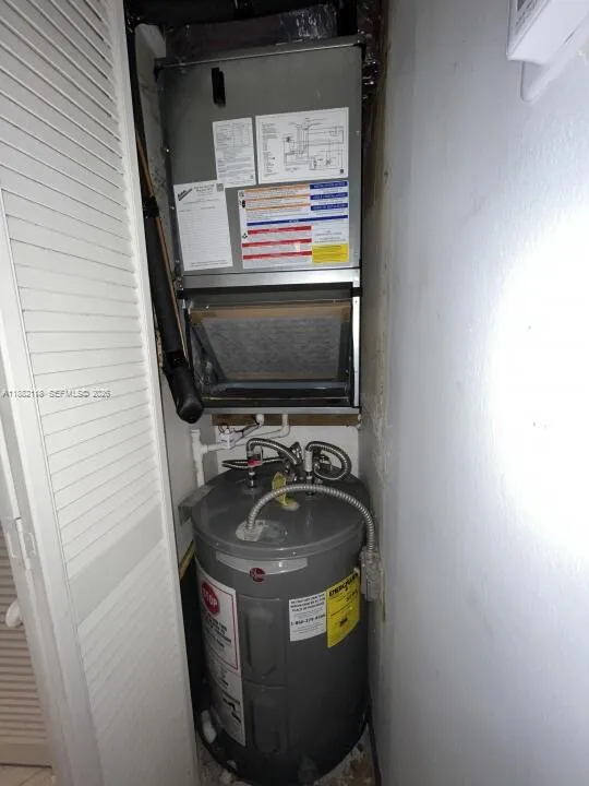 5387 SW 40th Ave # 103, Dania Beach FL 33314