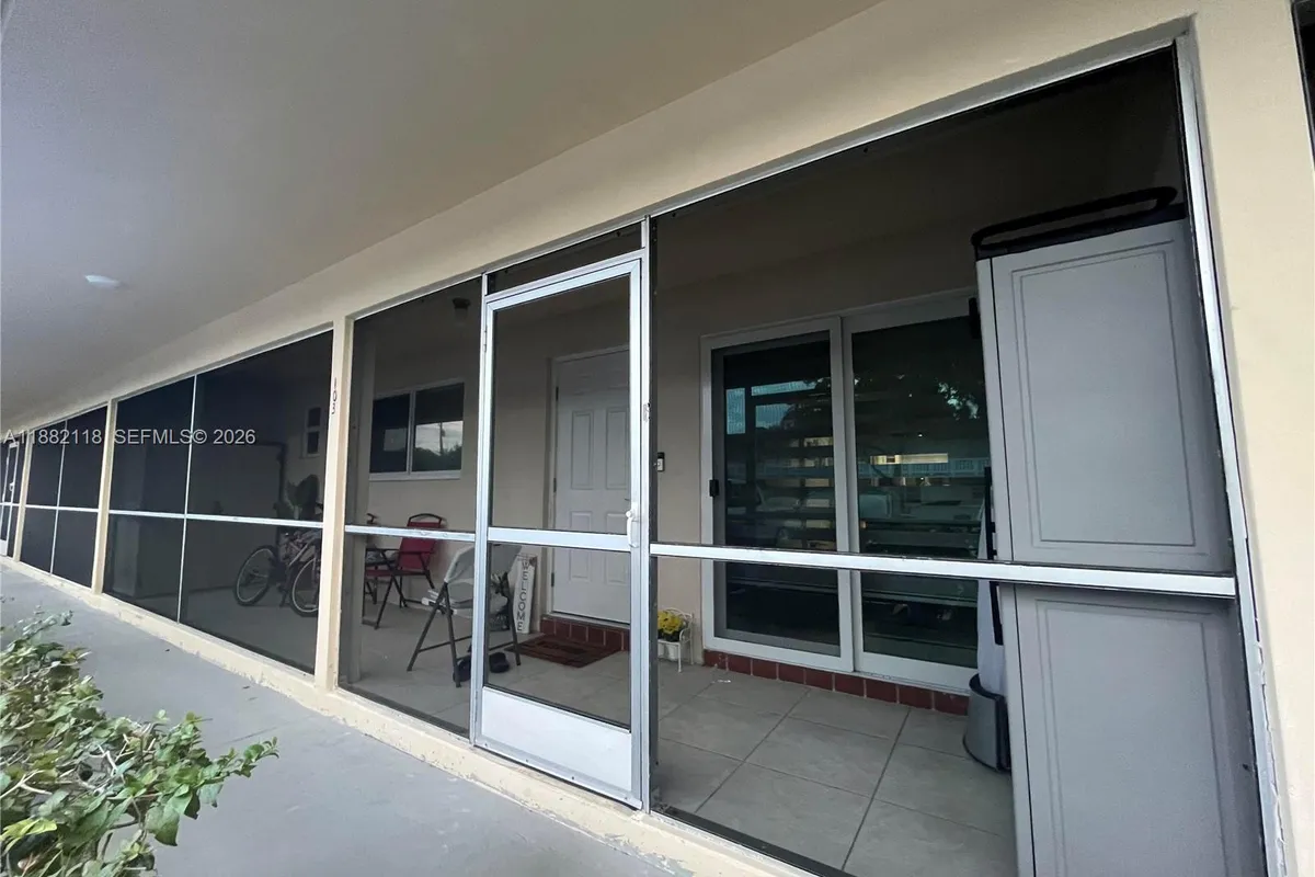 5387 SW 40th Ave # 103, Dania Beach FL 33314