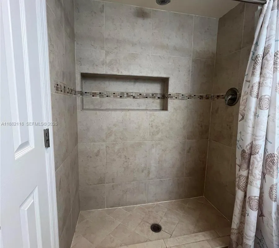 5387 SW 40th Ave # 103, Dania Beach FL 33314