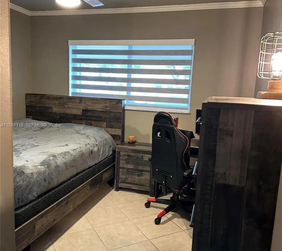 5387 SW 40th Ave # 103, Dania Beach FL 33314