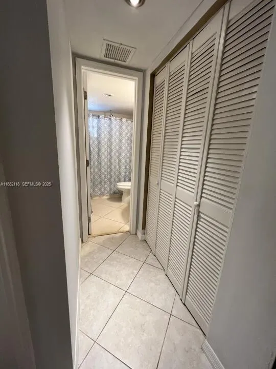 5387 SW 40th Ave # 103, Dania Beach FL 33314