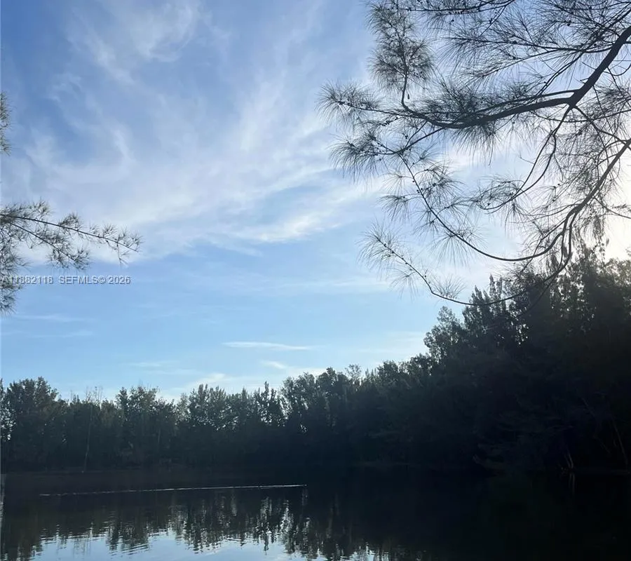 5387 SW 40th Ave # 103, Dania Beach FL 33314