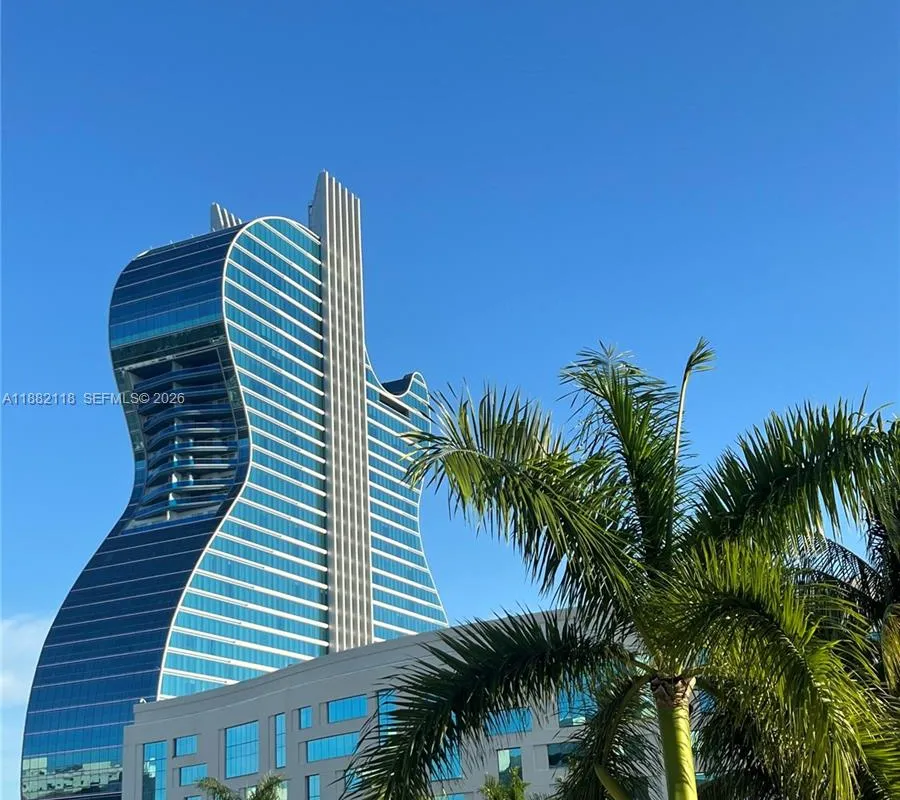 5387 SW 40th Ave # 103, Dania Beach FL 33314