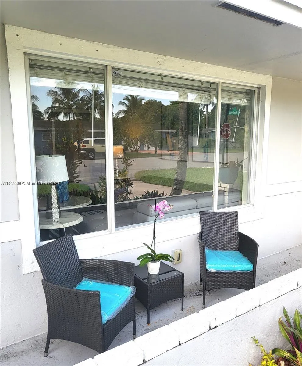 3730 SW 47th Ct, Dania Beach FL 33312