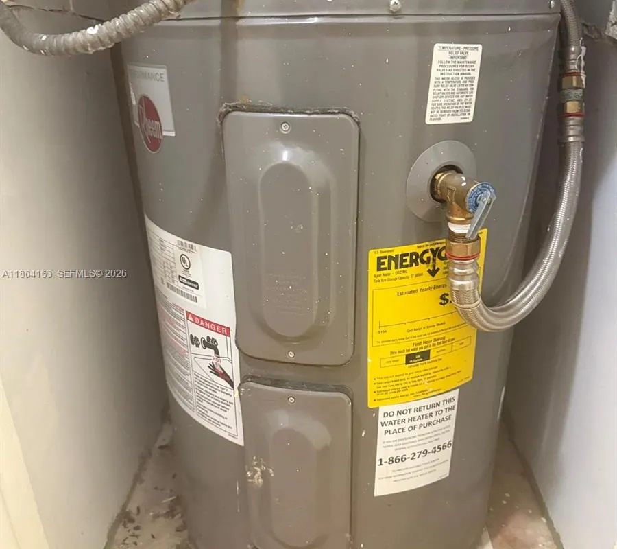 1201 NE 191st St # G304, Miami FL 33179