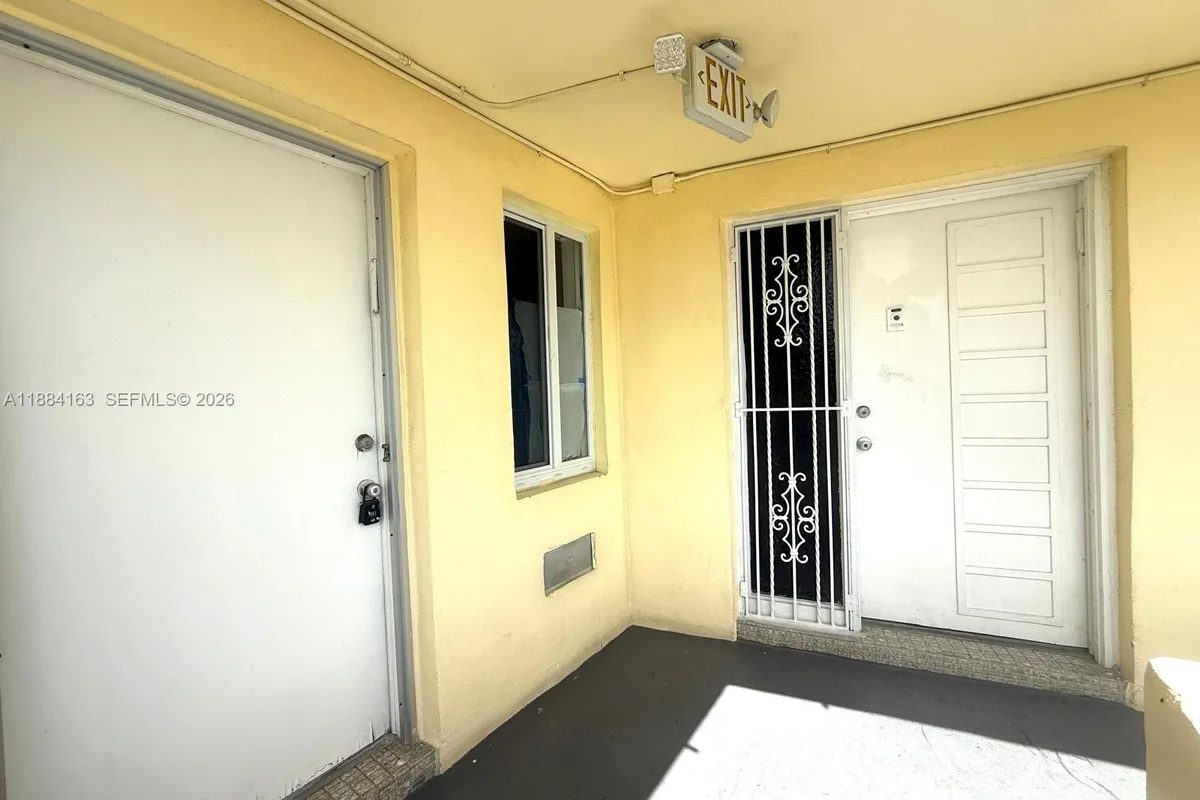 1201 NE 191st St # G304, Miami FL 33179