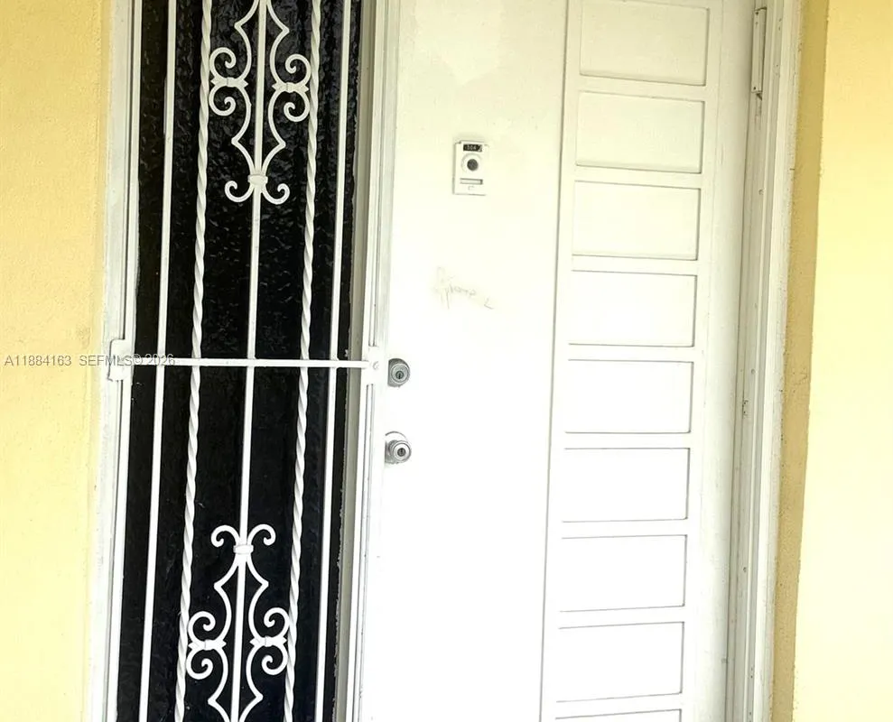 1201 NE 191st St # G304, Miami FL 33179