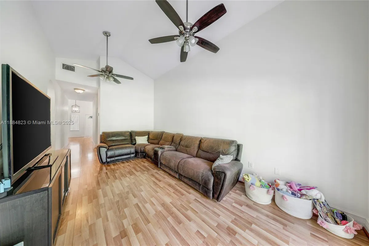 4030 SW 62nd Ave, South Miami FL 33155