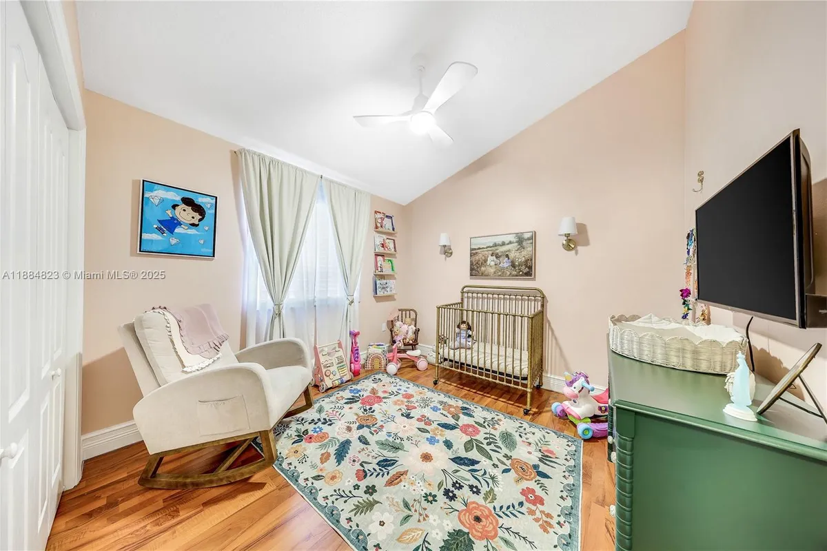 4030 SW 62nd Ave, South Miami FL 33155