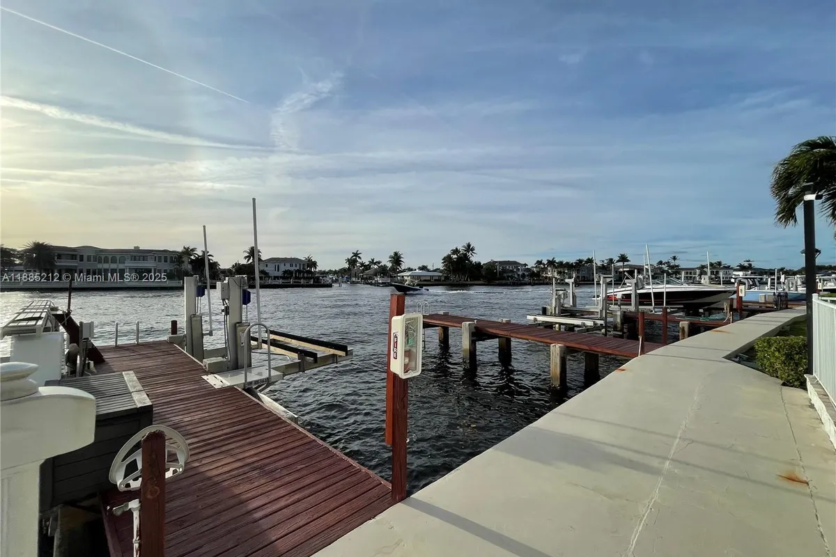 3912 S Ocean Blvd # 1001, Highland Beach FL 33487