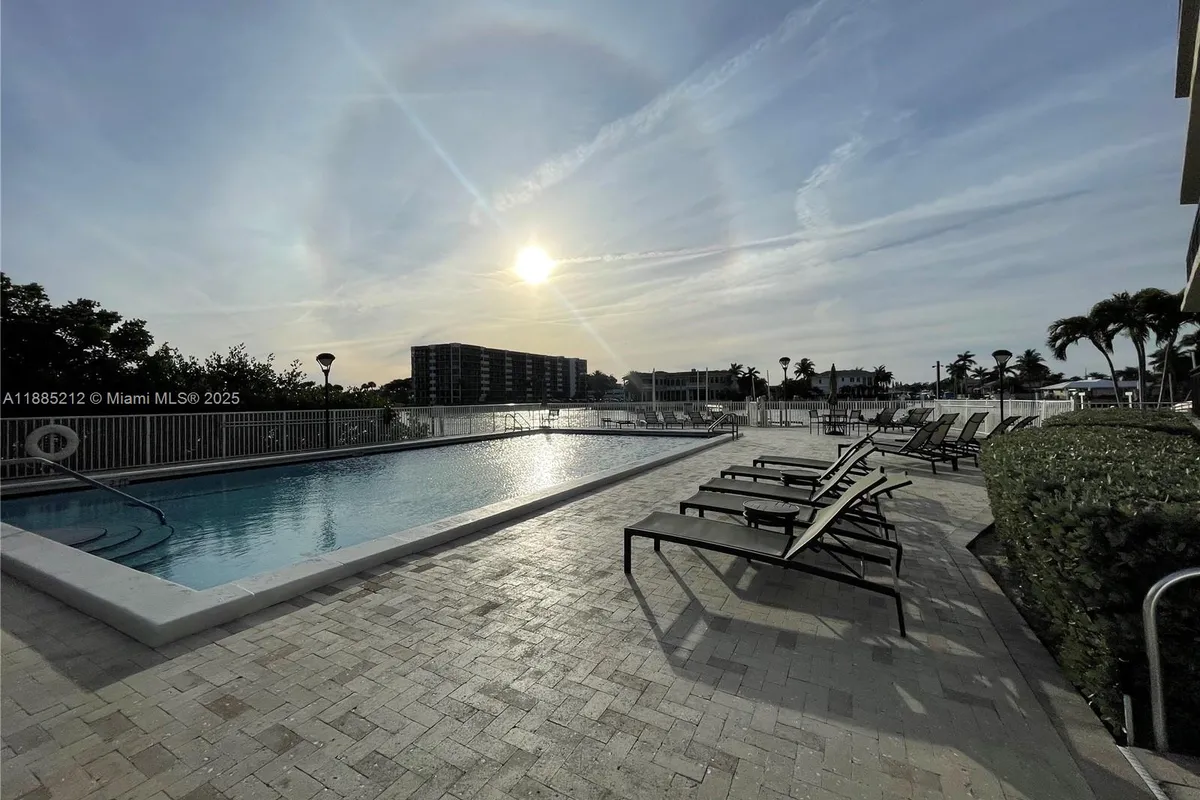 3912 S Ocean Blvd # 1001, Highland Beach FL 33487