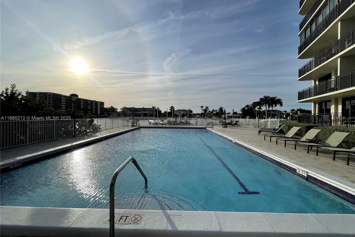 3912 S Ocean Blvd # 1001, Highland Beach FL 33487