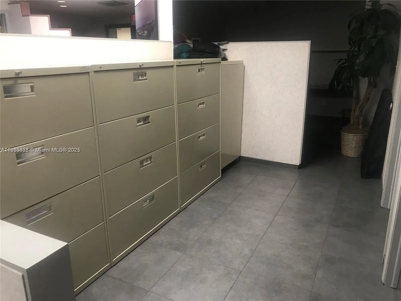 6701 Sunset Dr # 104, South Miami FL 33143