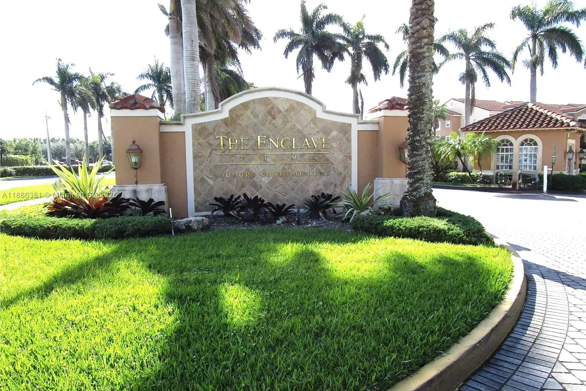 2113 Renaissance Blvd # 305, Miramar FL 33025