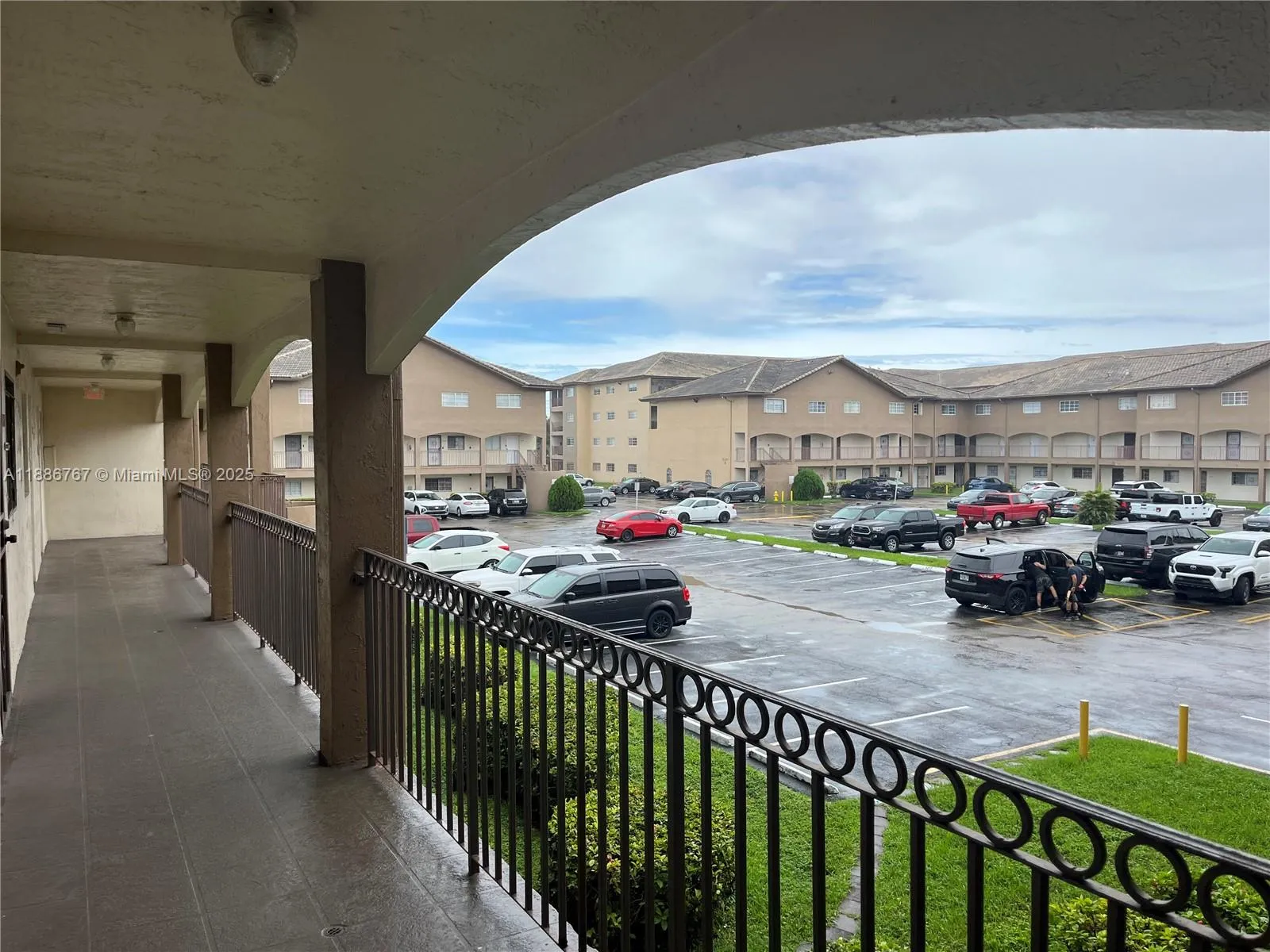 8851 NW 119 ST # 5222, Hialeah Gardens FL 33018